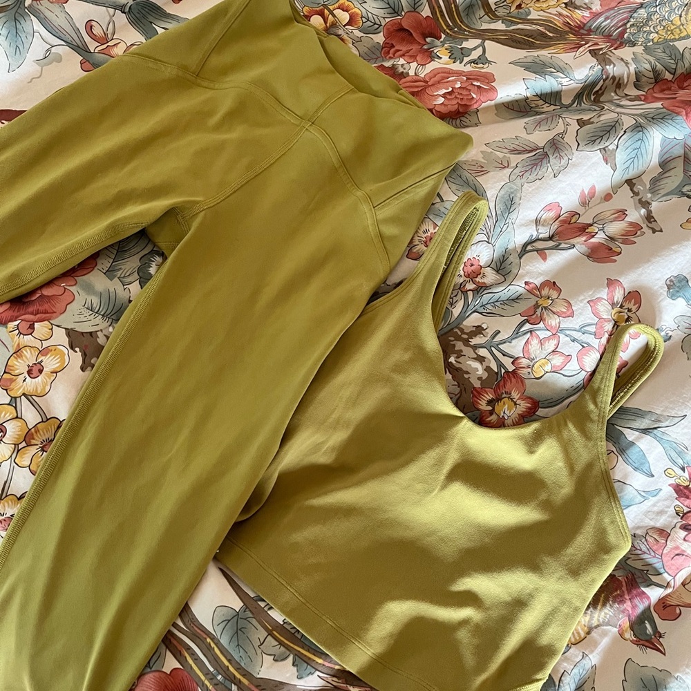 LuluLemon Leggings Green Yellow Small